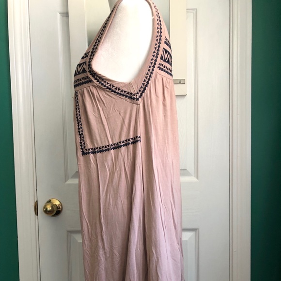 POL Embroidered dress size small beige with navy embroidery - Picture 7 of 7